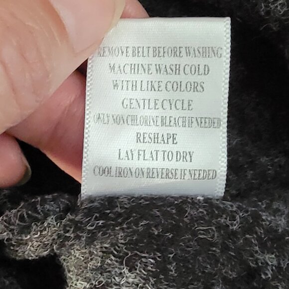 Almost Famous Women's Grey Cowl Neck Lace Insert Short Sleeve Sweater - Picture 13 of 13